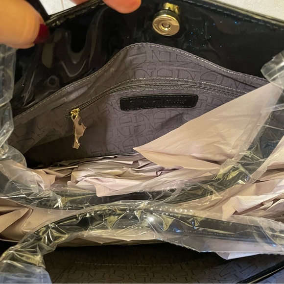 NWT DISNEY x DANIELLE NICOLE MALEFICENT TOTE BAG Purse Carryall Sleeping Beauty - Picture 10 of 16